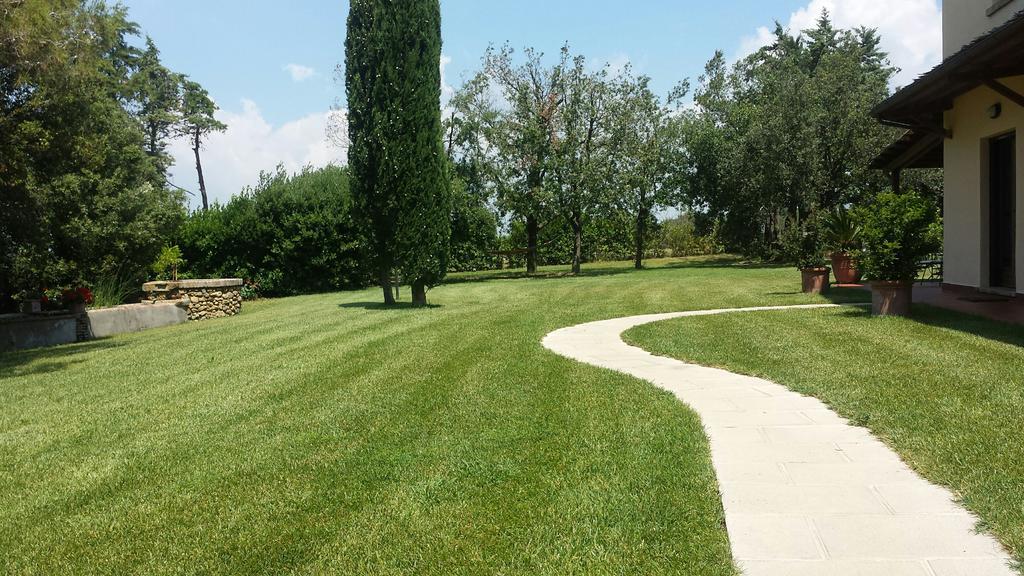 Agriturismo Le Vallette 비보나 외부 사진