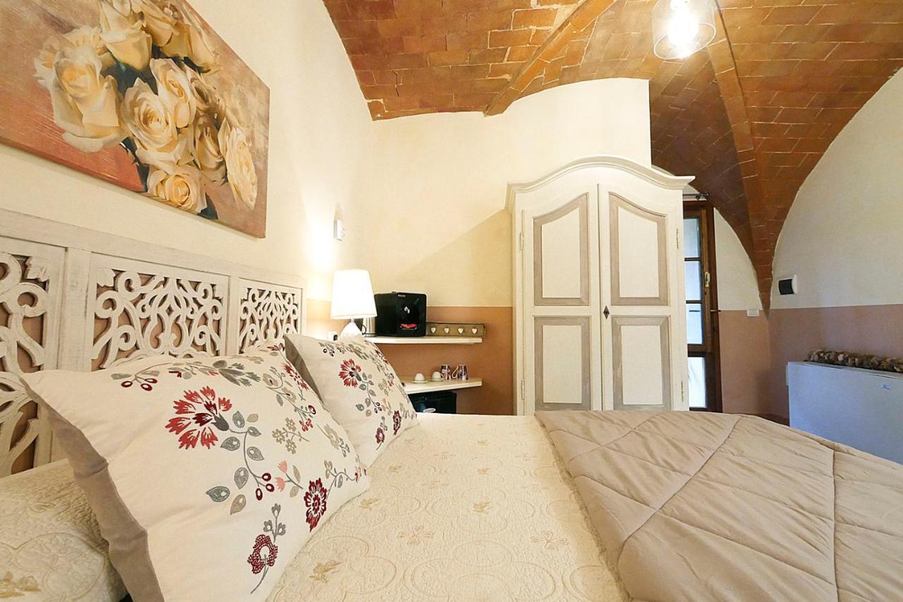 Agriturismo Le Vallette 비보나 외부 사진
